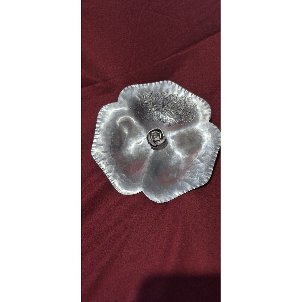Continental Trade Hammered aluminum Candy Dish Bowl Silverlook 756 1920-1950 EUC